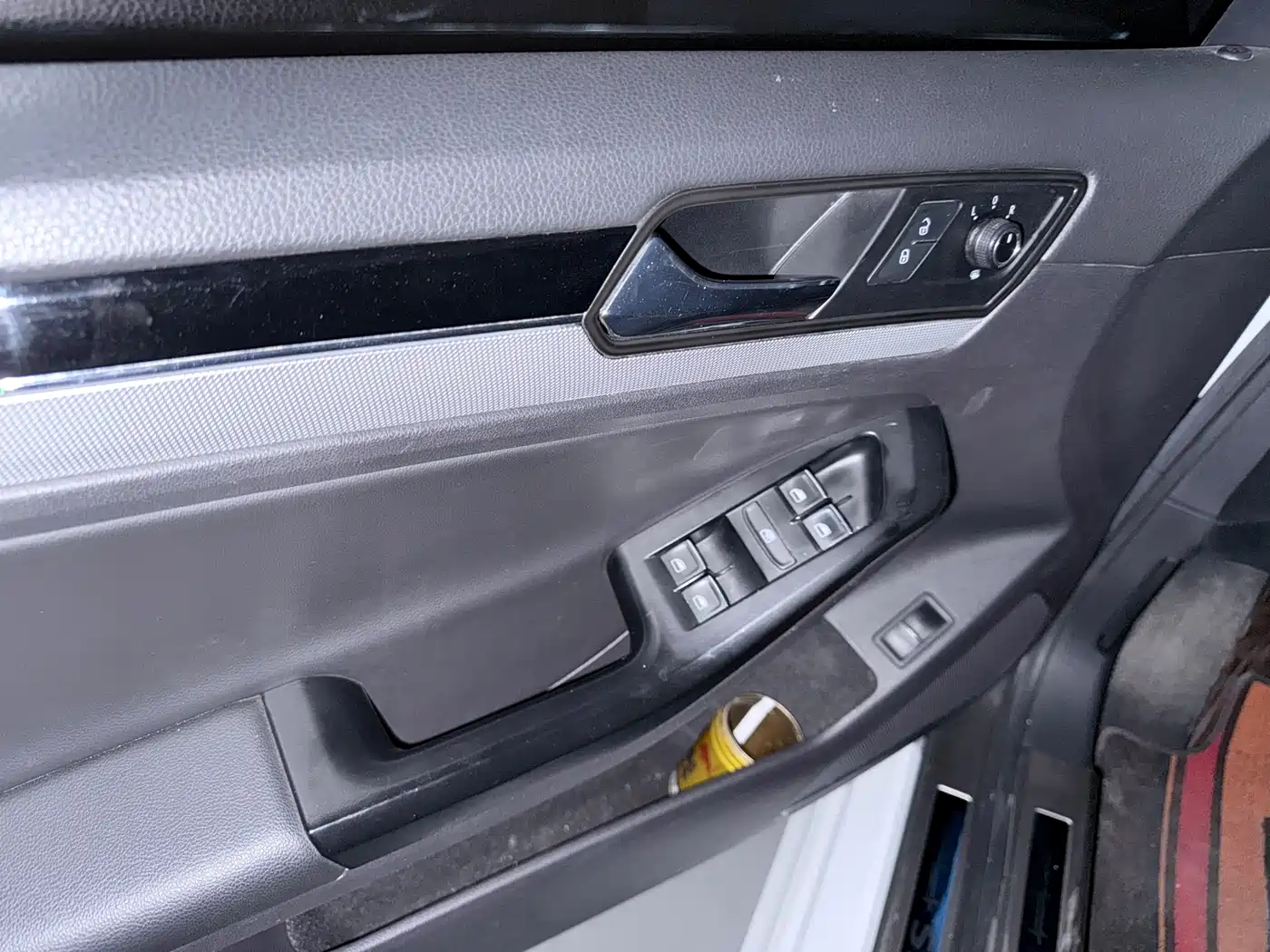 Volkswagen Sagitar 2018 280TSI DSG Spark Edition фото 9