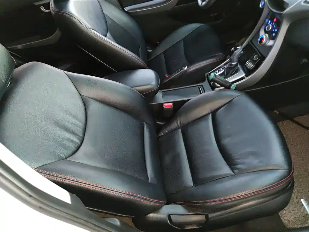 Hyundai Langdong 2015 1.6L Auto Premium фото 25