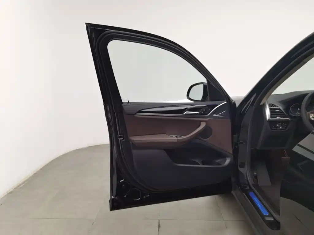 BMW X3, миниатюра 8