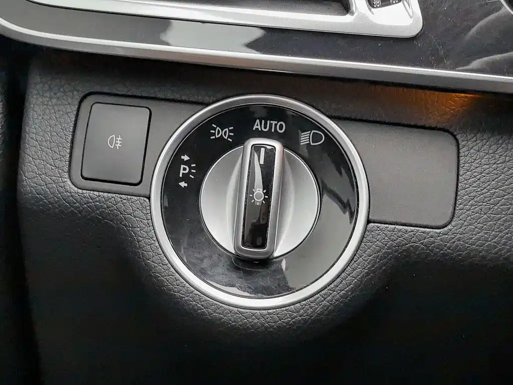 Фото 21 - Mercedes-Benz E-Class