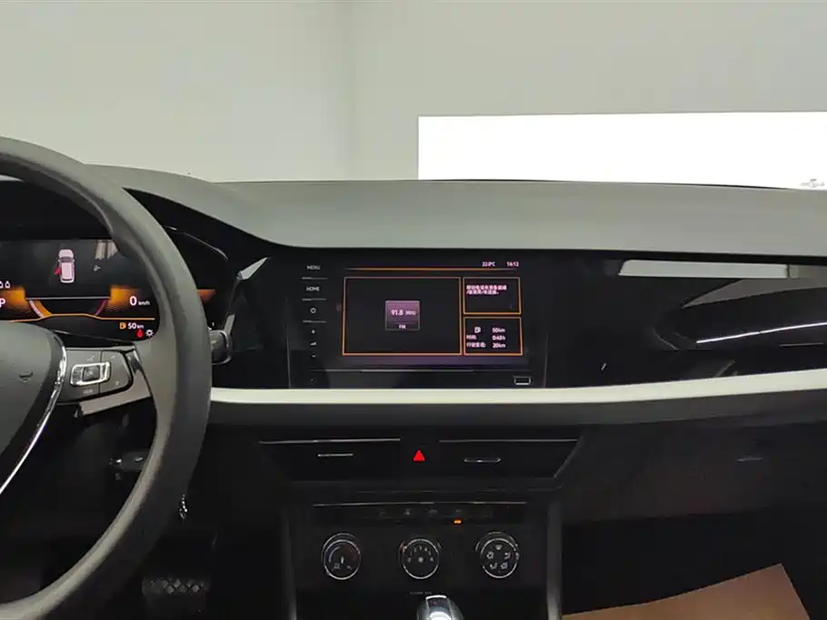 Volkswagen Lavida 2021 1.5L Auto Comfort Edition фото 13