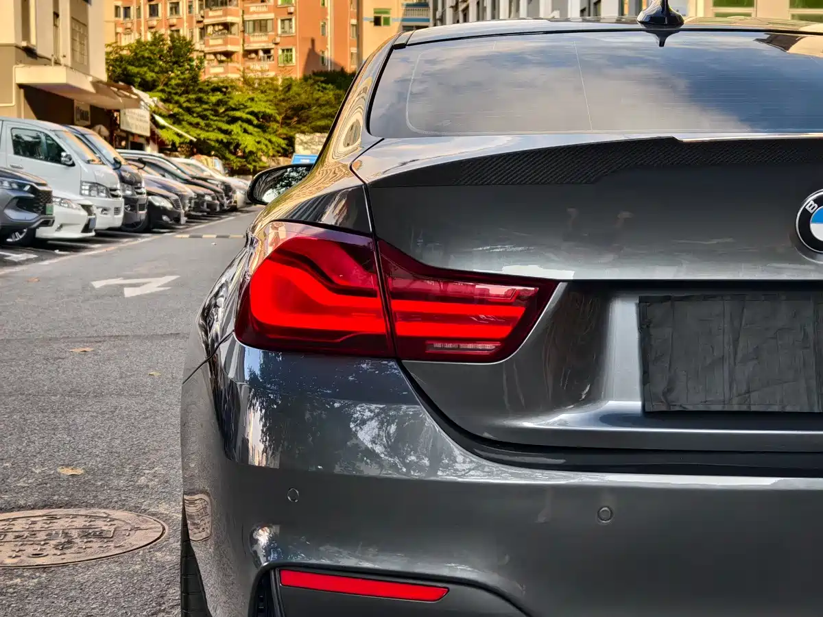 BMW M4 2016 2016 M4 Coupe Racing Limited Edition