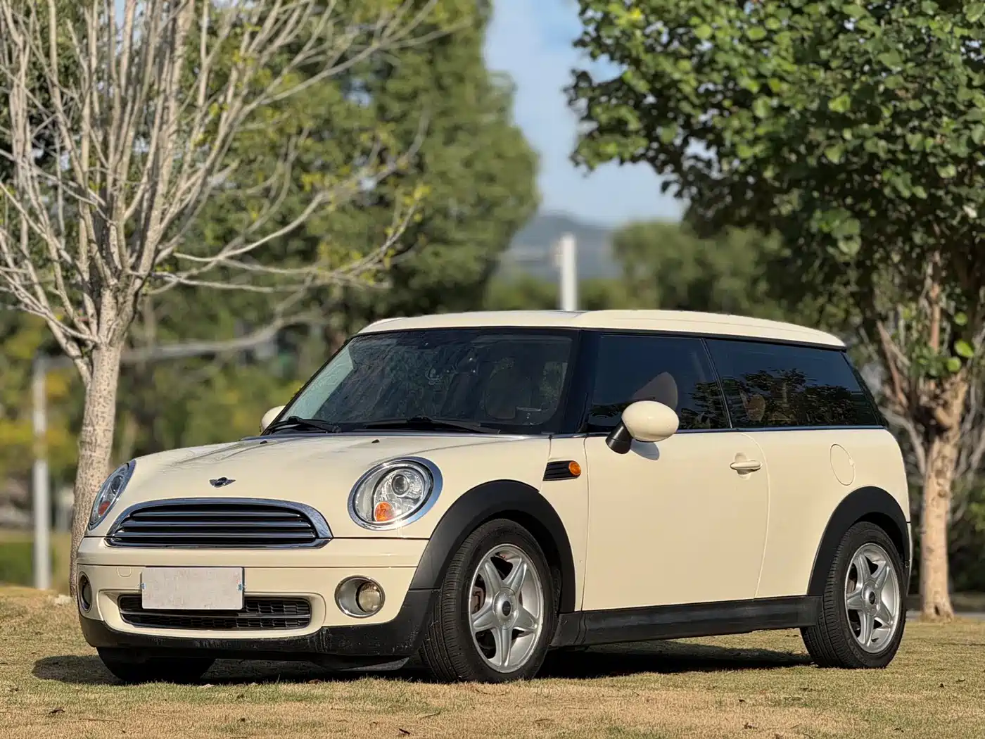 Фото 1 - MINI CLUBMAN