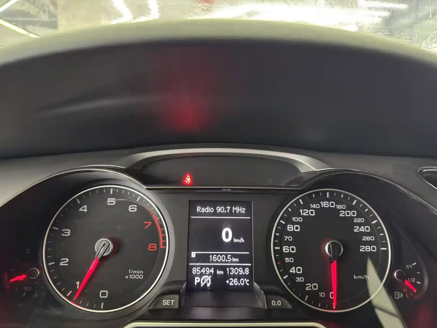 Audi A4L 2013 35 TFSI Automatic Standard фото 13