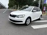 صورة 1 - Škoda Fabia