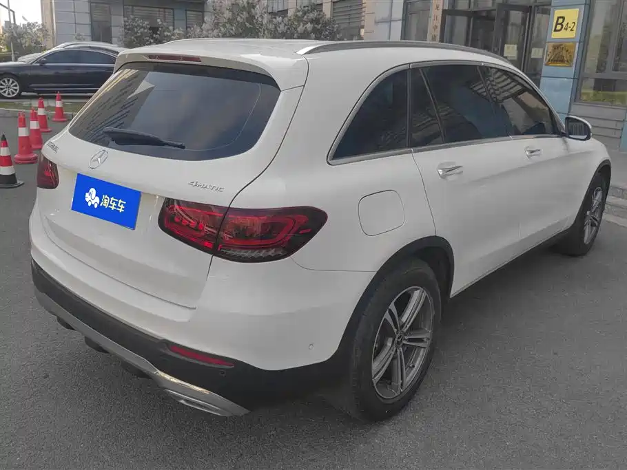 Mercedes-Benz GLC 2021 GLC 260 L 4MATIC Sporty фото 3