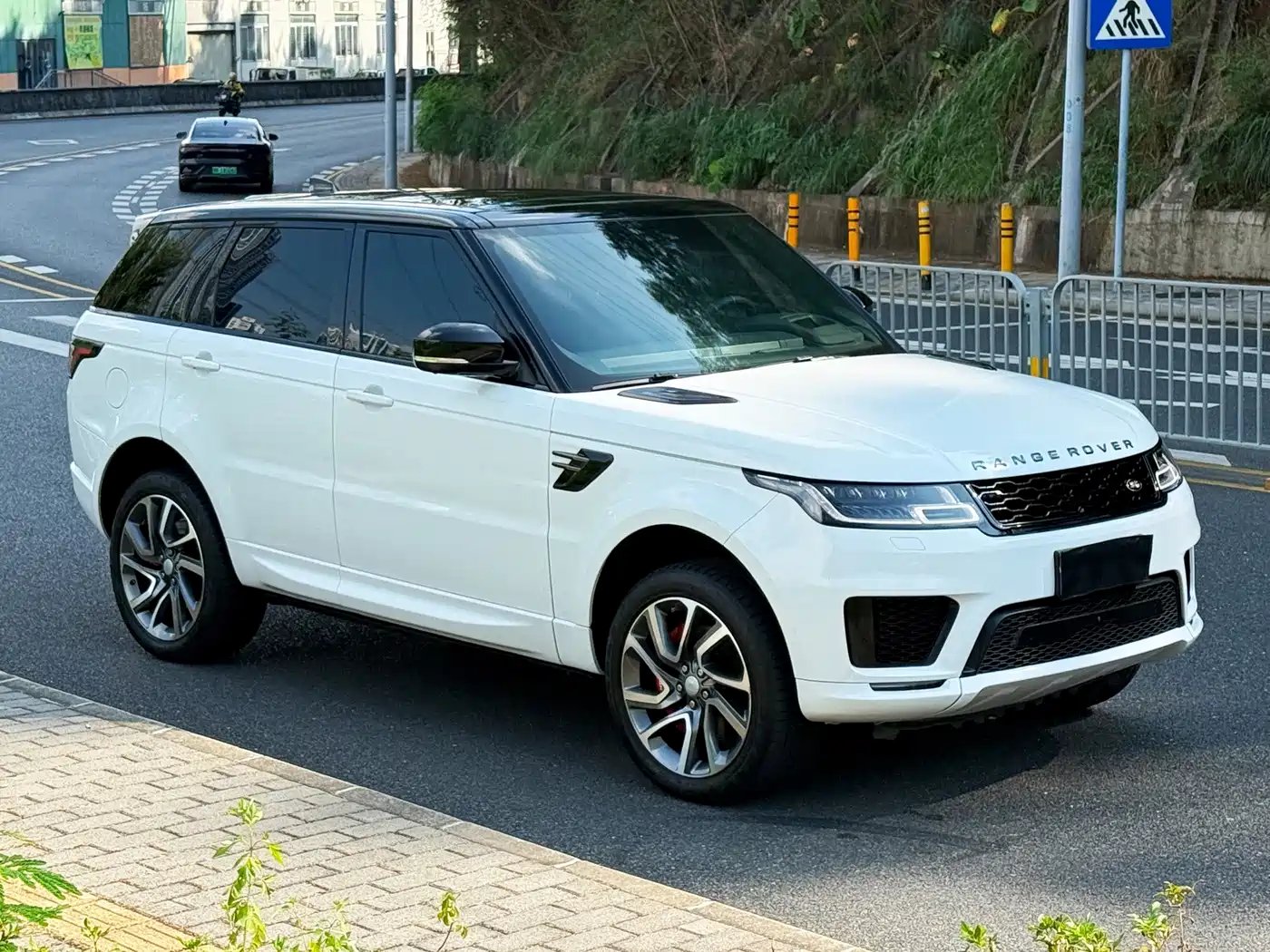 Фото 4 - Land Rover Range Rover Sport
