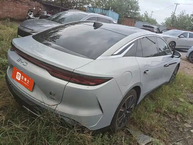 BYD Han L 2025 EV AWD LiDAR Flagship — фото 4