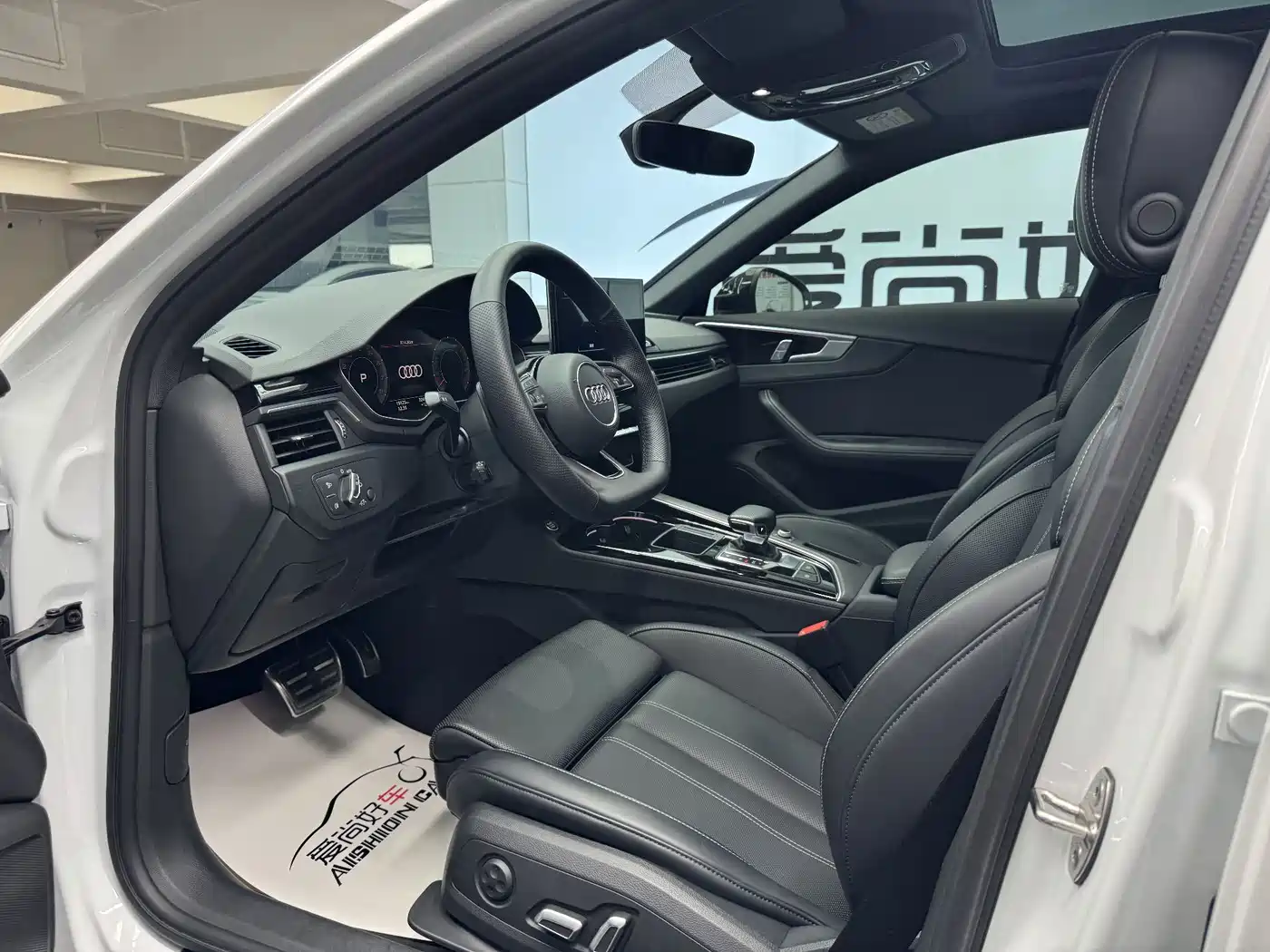 Audi A4L 2024 40 TFSI Luxury Dynamic фото 8