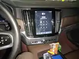 Фото 9 - Volvo S90