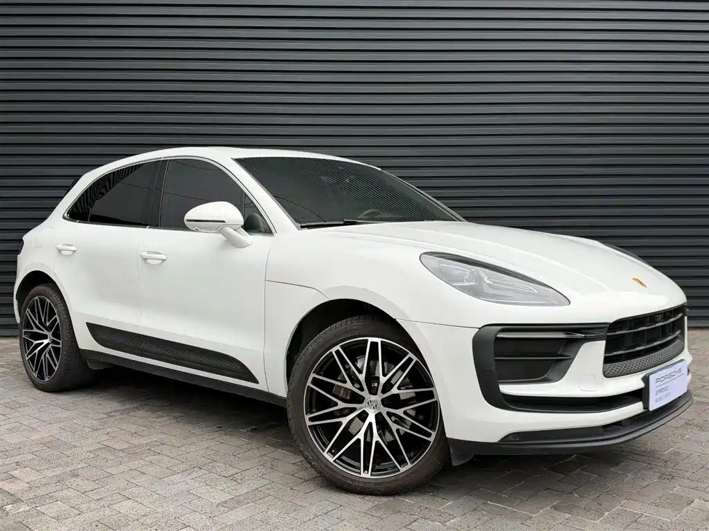 Фото 2 - Porsche Macan