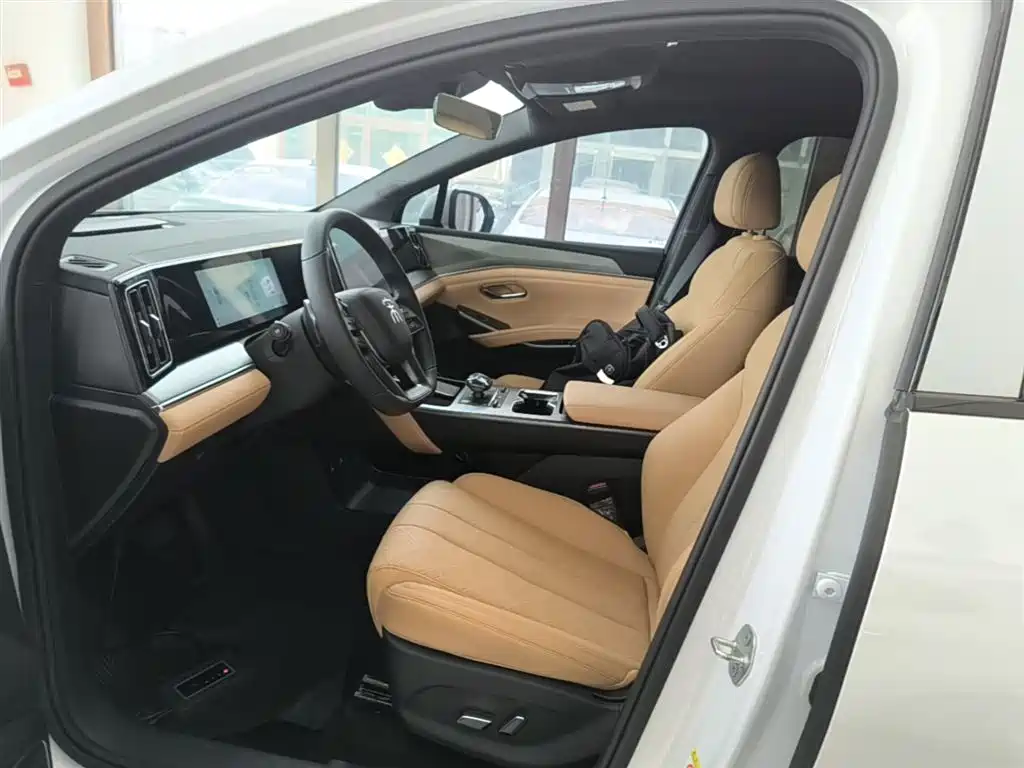 BYD Song L DM-i 2025 Model Smart Drive Edition 112km Leading Type фото 15