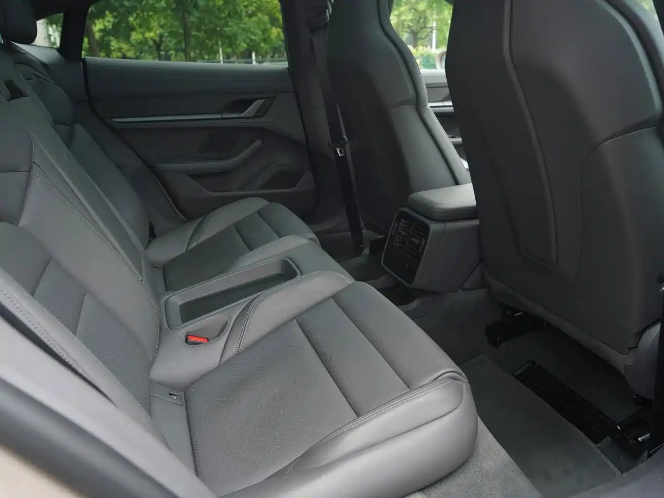 Porsche Taycan 2024 2022 Facelift Taycan