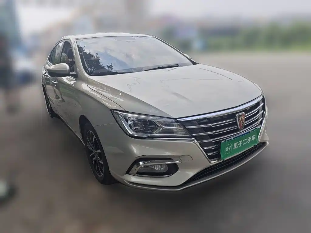 Фото 3 - Roewe i5