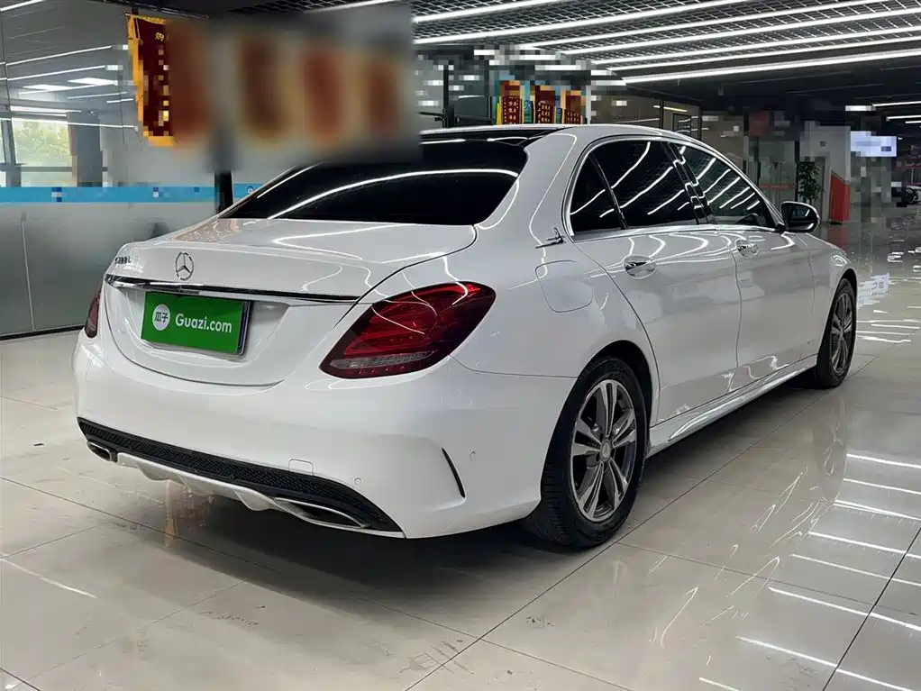 Mercedes-Benz C-Class 2015 Facelift C 200 L Sport фото 5