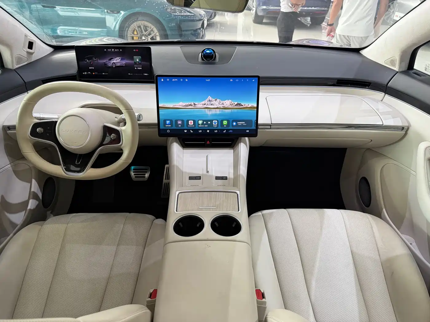 Zhijie Luxeed R7 2025 2025 Extended Range 331km Ultra