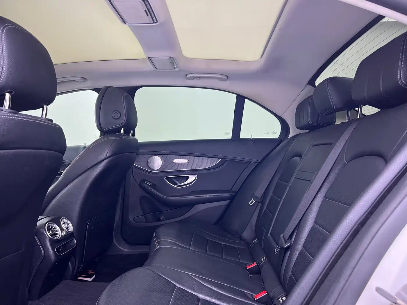 Mercedes-Benz C-Class 2020 Facelift C 260 L Sport фото 15