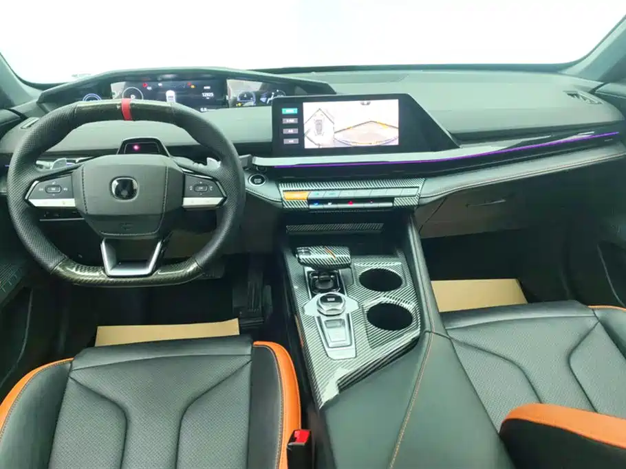 CHANGAN UNI-V