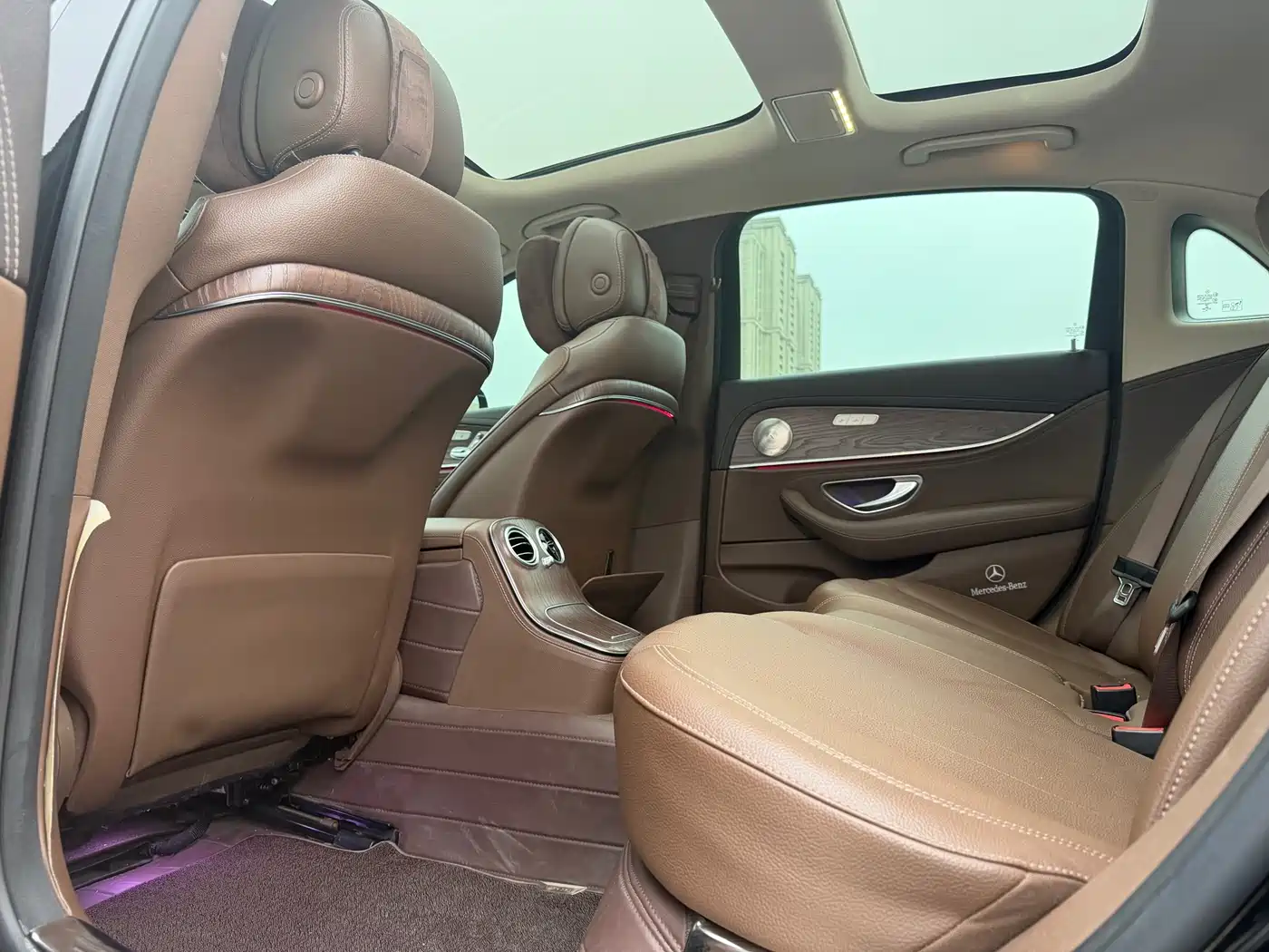 Mercedes-Benz E-Class 2021 E 300 L Fashion фото 5