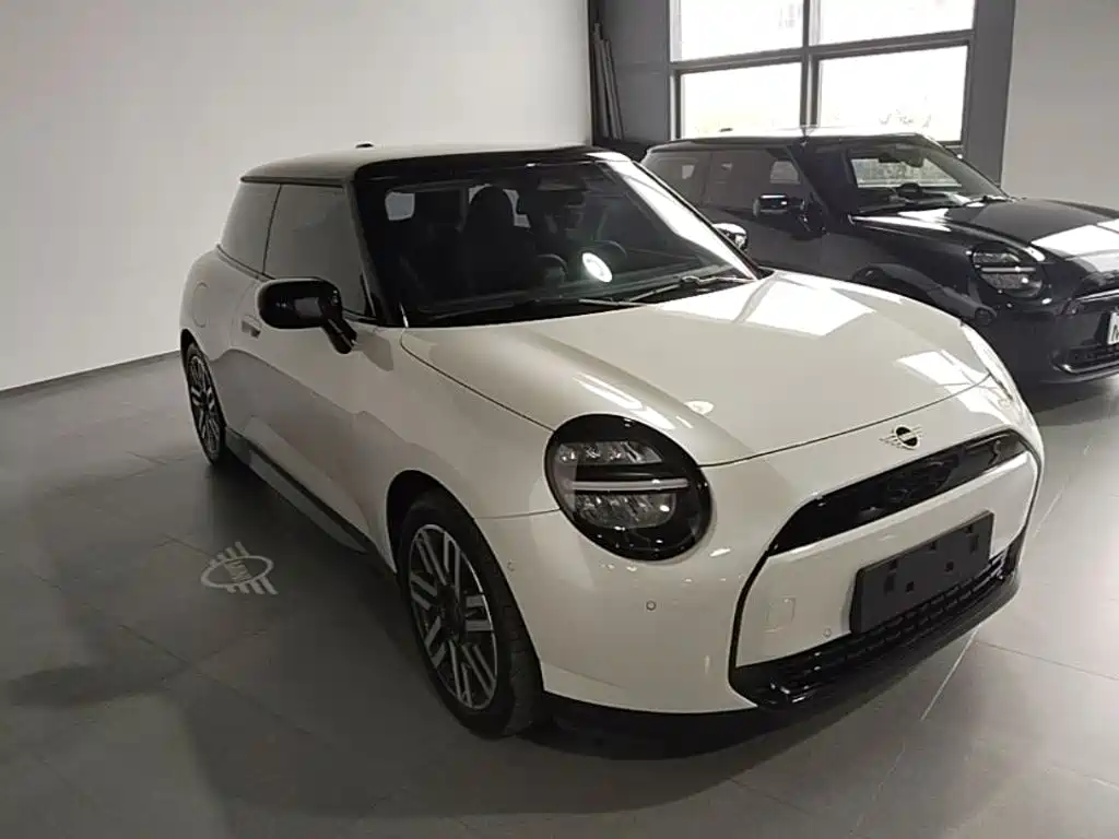 Фото 4 - MINI Electric MINI COOPER