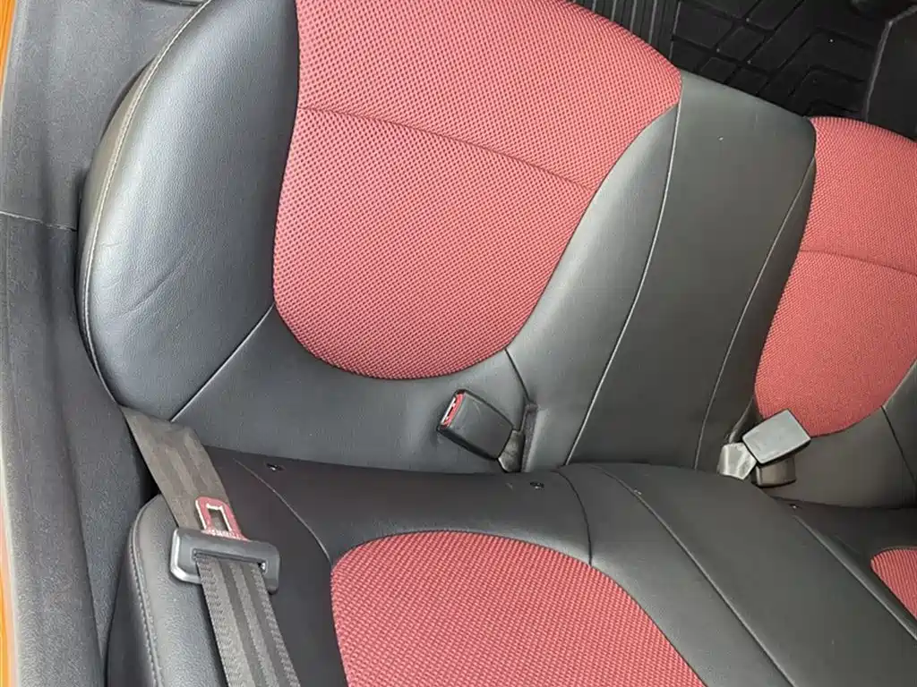 Hyundai Reina 2014 Model 1.6L Automatic TOP фото 6