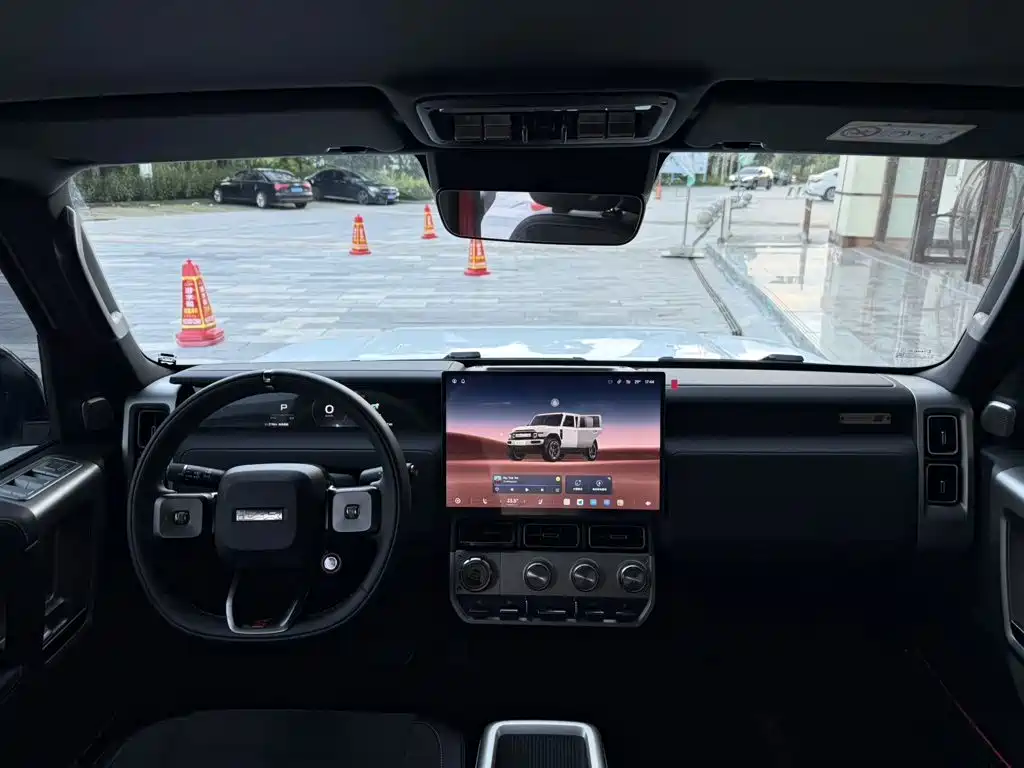 Фото 8 - iCAR V23