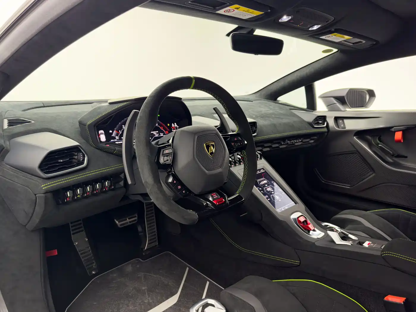 Lamborghini Huracán 2021 Huracán STO фото 15