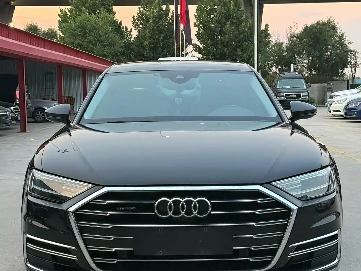 Photo 2 - Audi A8