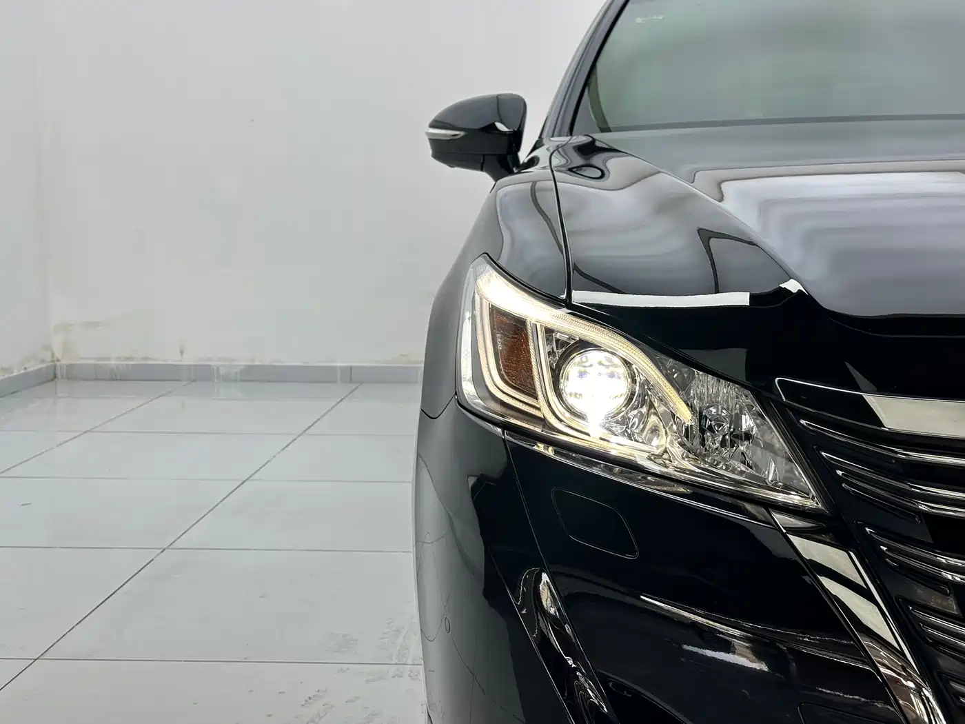 Toyota Crown 2018 2.0T Sport Edition фото 10