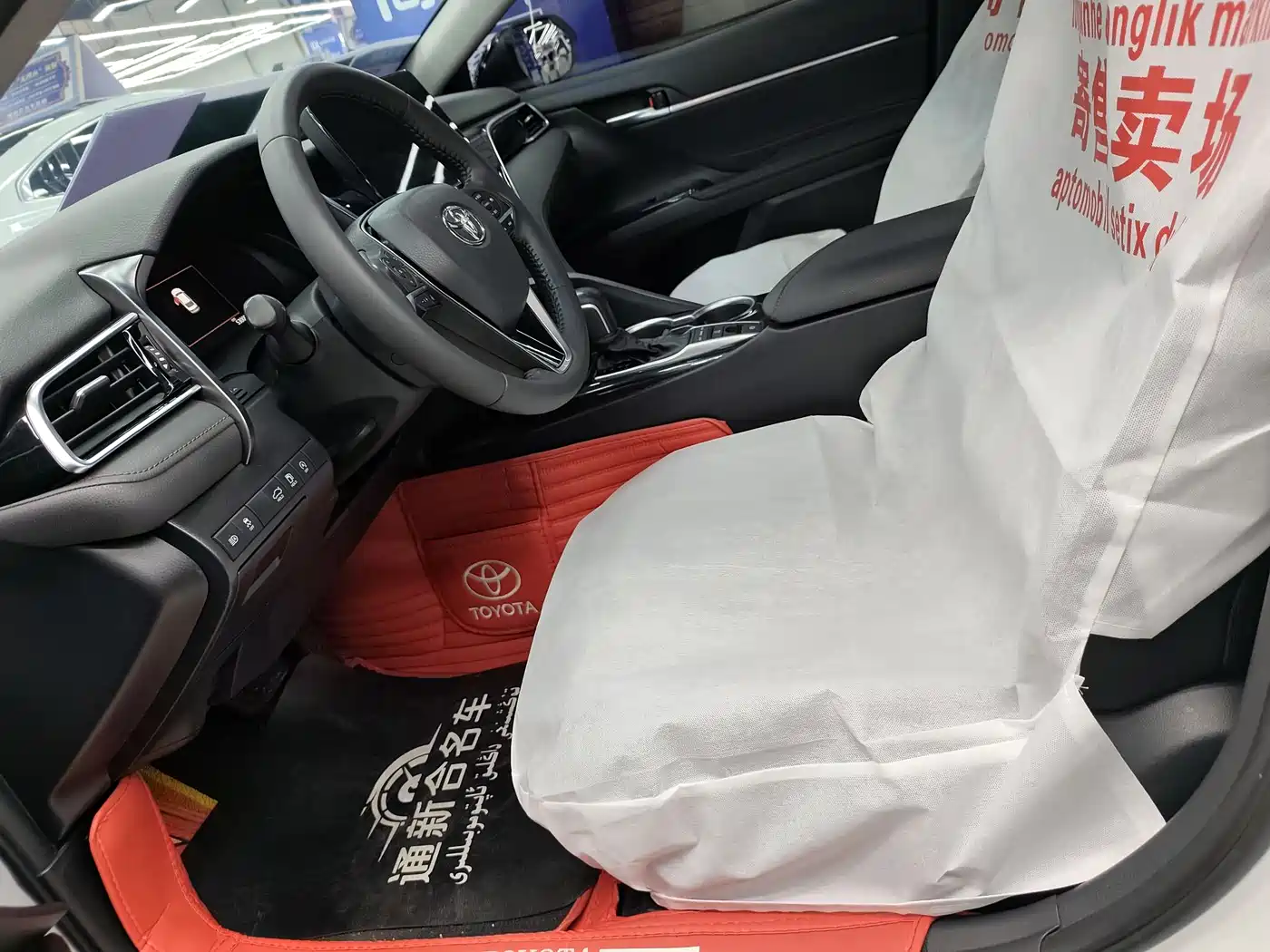 Toyota Camry 2023 2.5G Luxury Edition фото 4