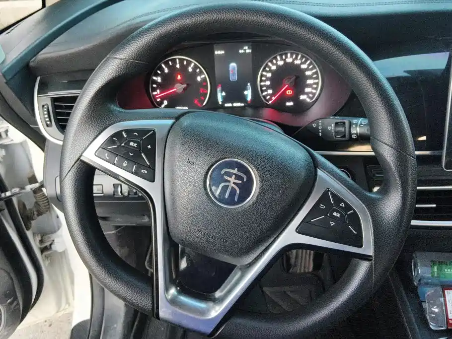 Photo 15 - BYD Song MAX