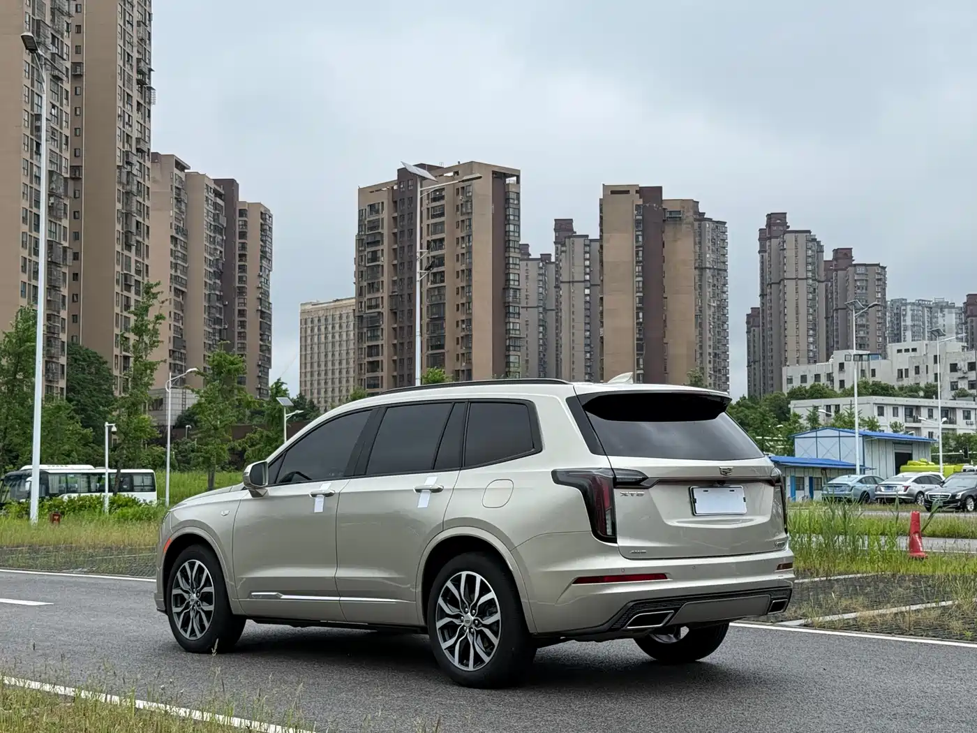 Cadillac XT6 2022 2.0T 6-Seater 4WD Premium Edition фото 12