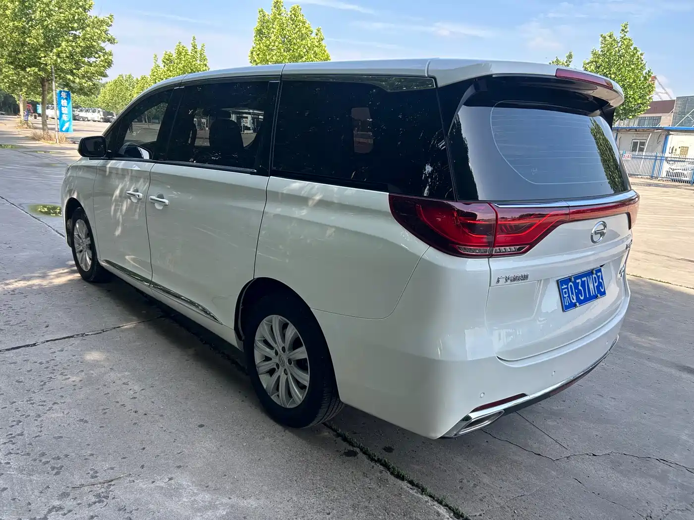 GAC Trumpchi Trumpchi M8 2018 320T Luxury Edition фото 4
