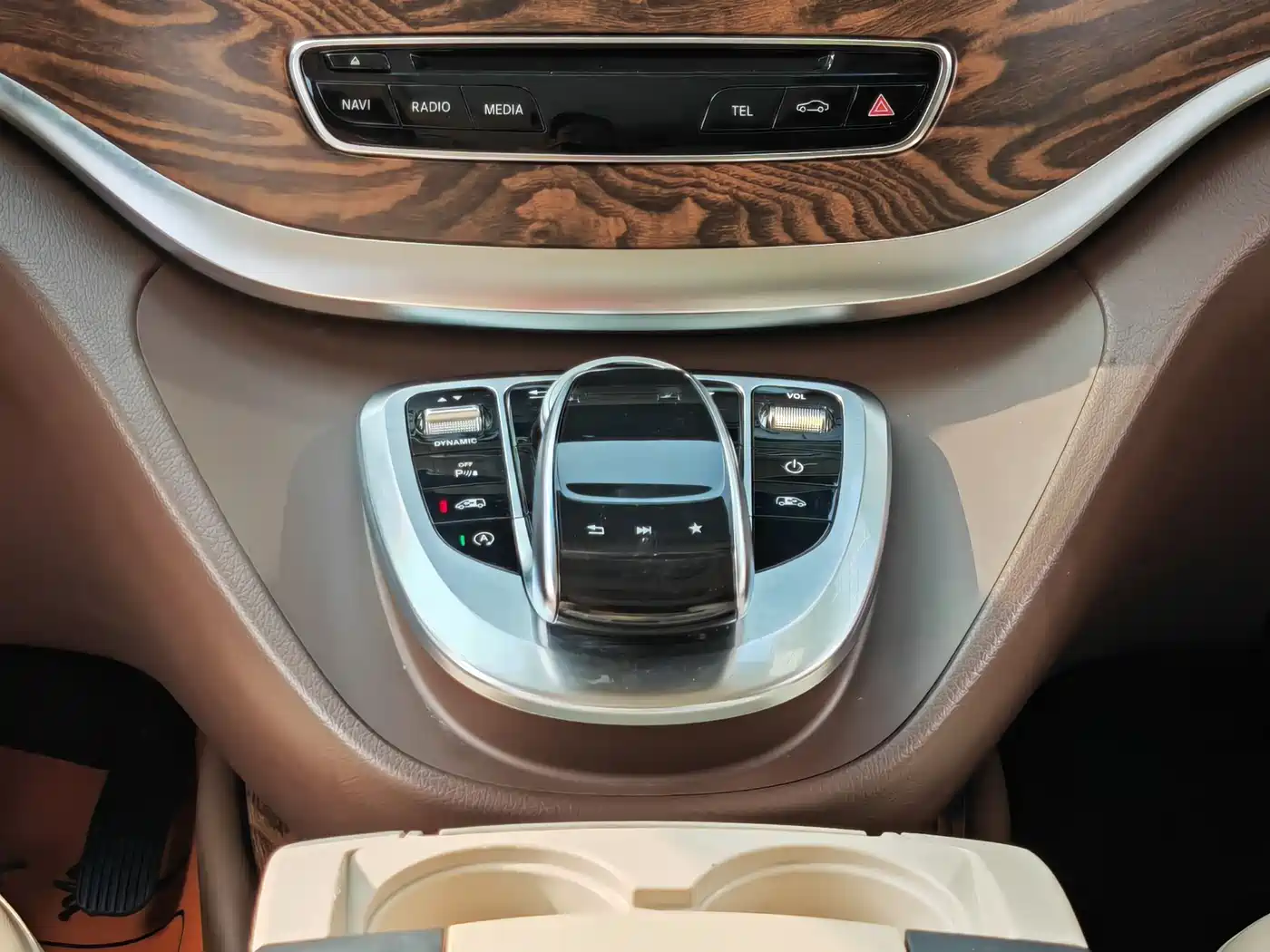 Mercedes-Benz V-Class 2018 V 260 Navigator Edition China VI фото 13