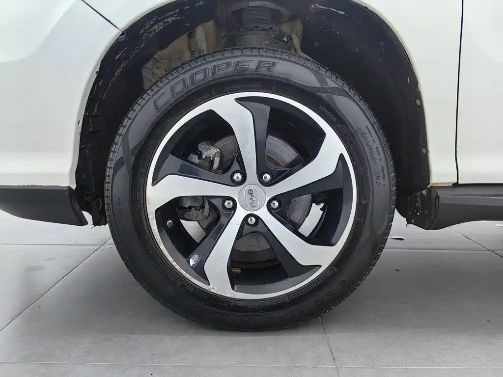 BYD S7 2015 2015 2.0T Automatic Flagship Model
