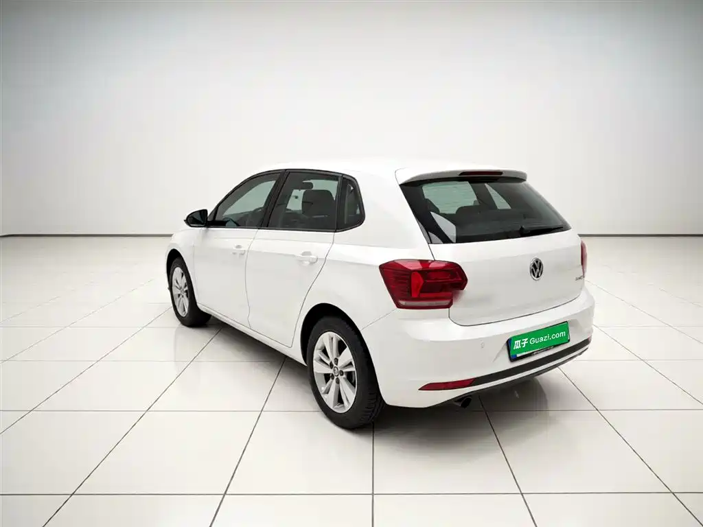 Volkswagen Polo 2023 Facelift Plus 1.5L Auto Joyful Living Edition фото 5