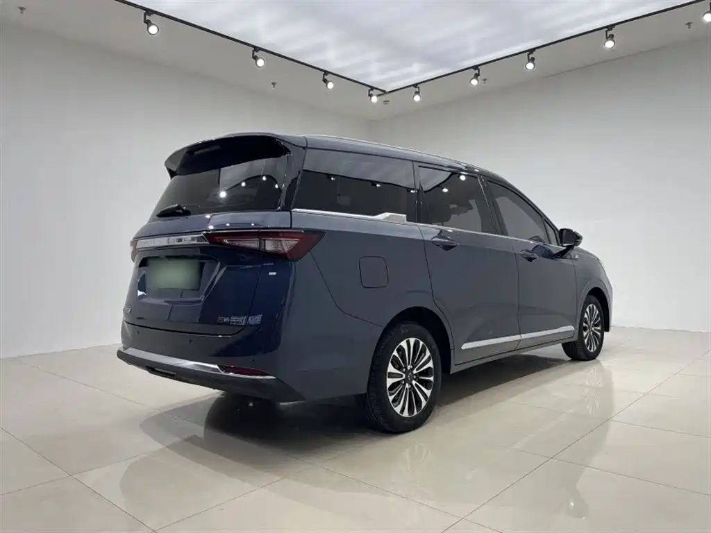 Wuling Motors Wuling Jiachen 2023 2022 1.5T CVT Exclusive Flagship Model