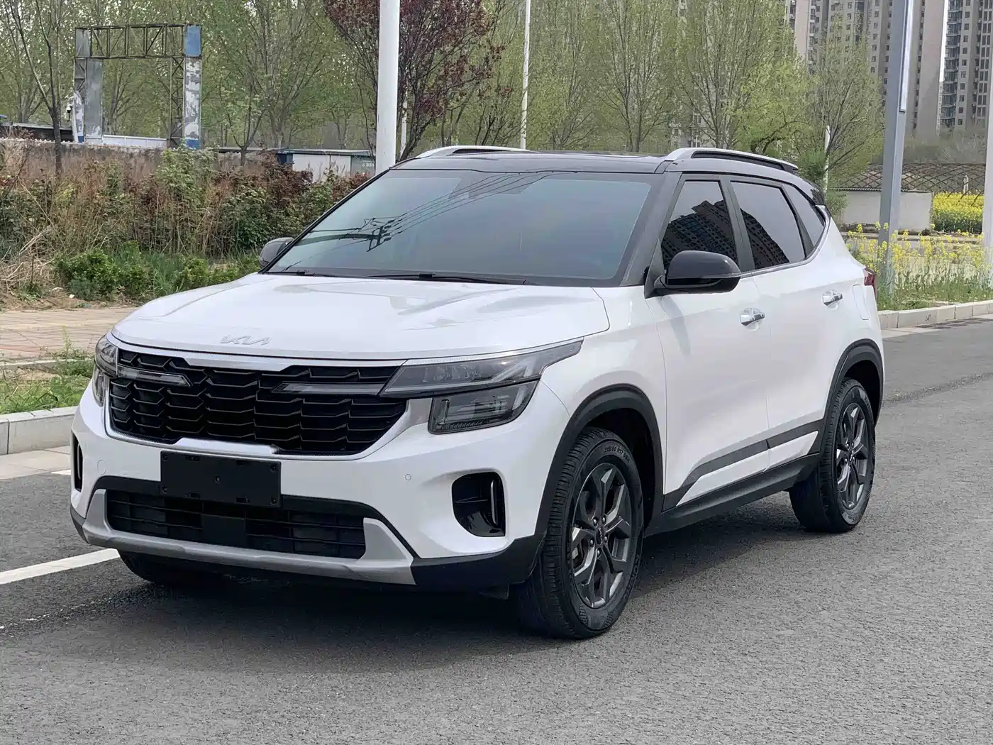 Kia Seltos 2023 1.5L CVT Luxury Edition