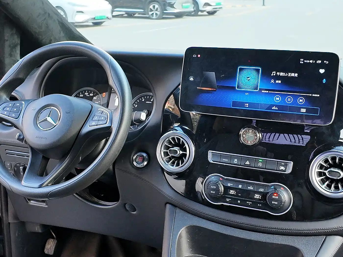 Mercedes-Benz Vito 2018 2.0T Elite Edition 7-seater China VI фото 14