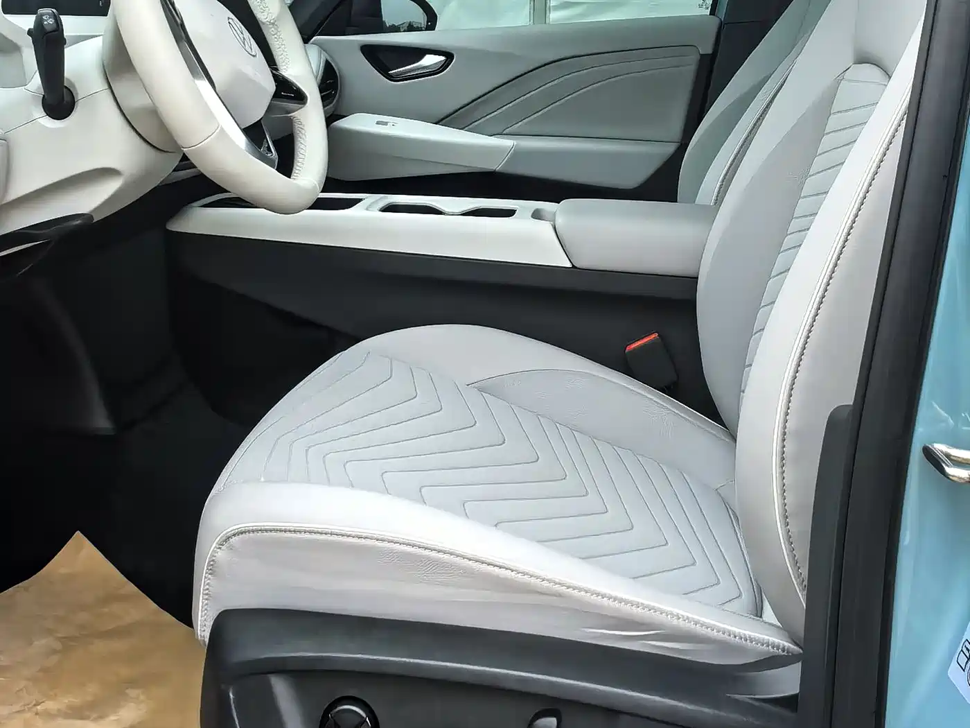 Volkswagen ID.3 2025 Facelift Smart Outstanding Edition фото 4