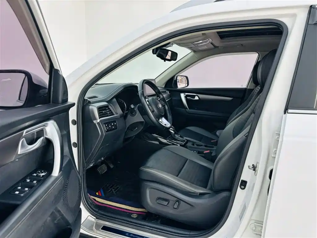Kia Sportage 2019 2.0L Automatic Smart Luxury Edition фото 10