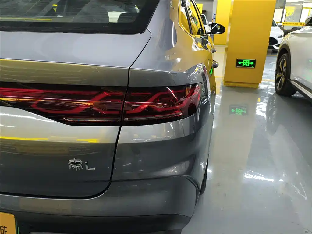 BYD Qin L 2024 DM-i 120KM Superior Edition фото 24