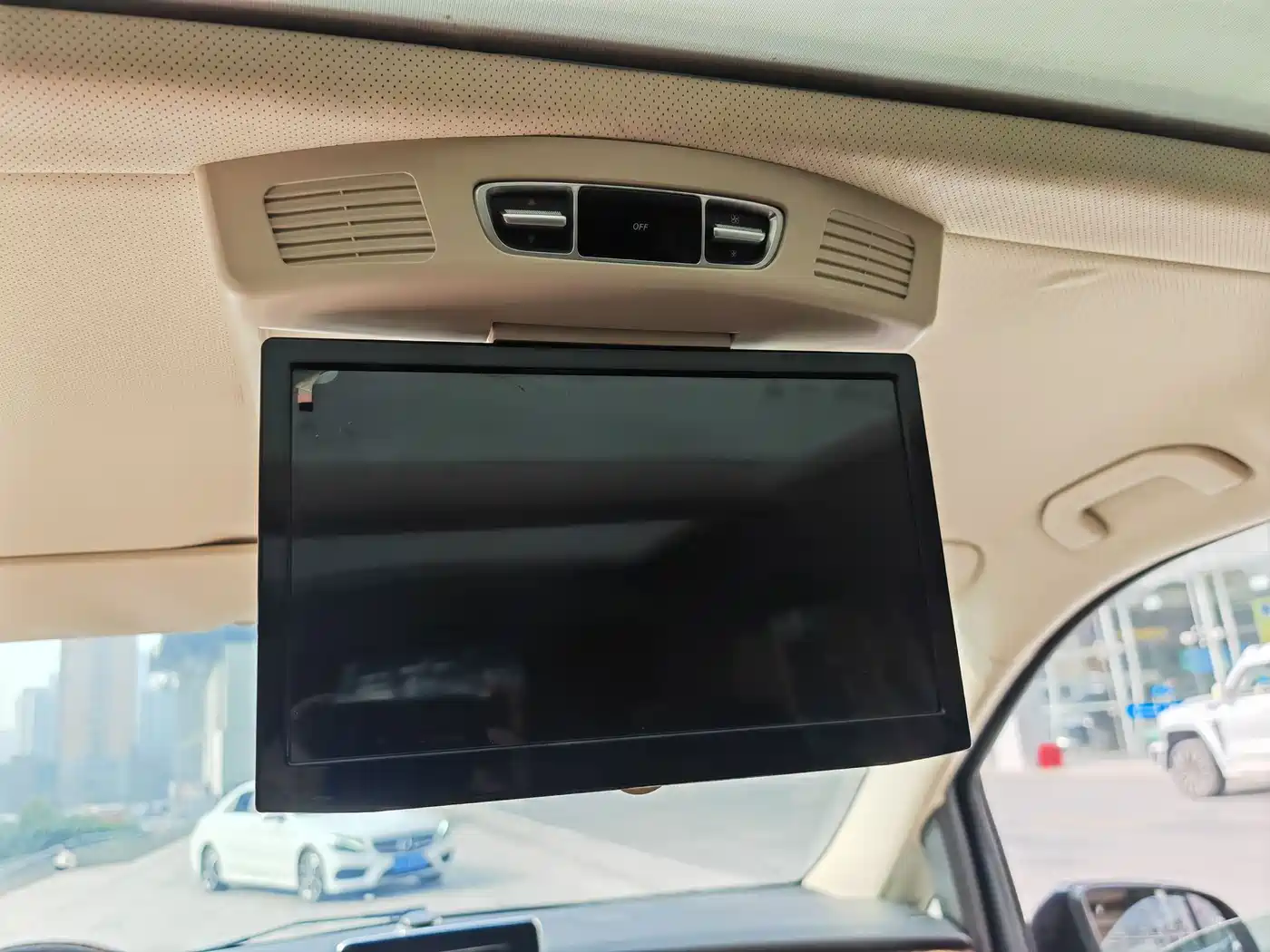 Mercedes-Benz V-Class 2018 V 260 Navigator Edition China VI фото 18