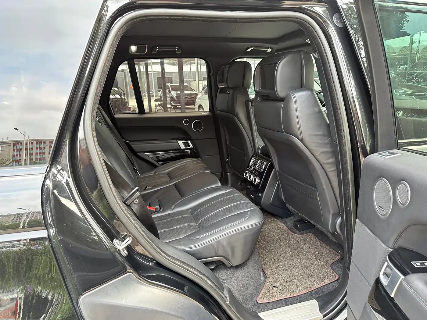 Land Rover Range Rover 2015 3.0 SC V6 Vogue фото 9