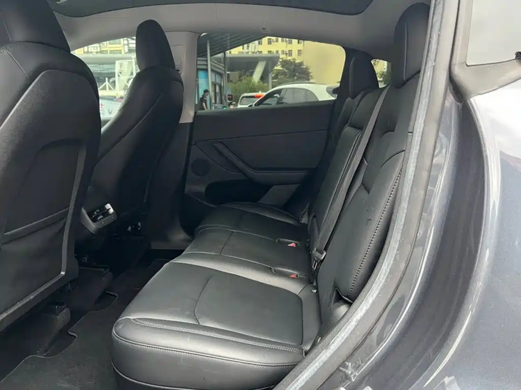  Tesla Model Y 2022 Facelift Rear-Wheel Drive Version 15