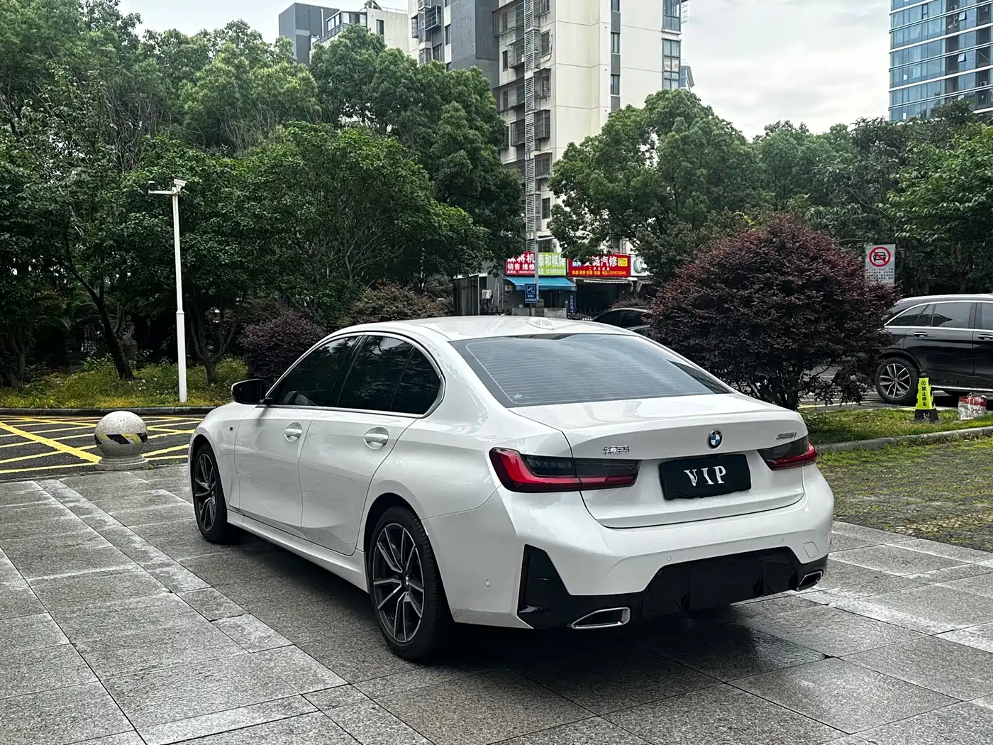 BMW 3 Series 2025 325i M Sport Package фото 16