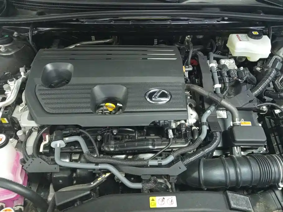 Lexus ES 2022 300h Ultimate Edition фото 10