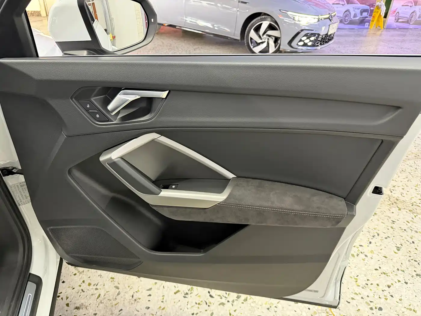 Audi Q3 2022 35 TFSI Fashion Dynamic фото 14