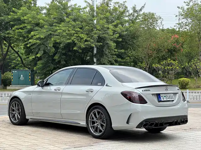 Mercedes-Benz C-Class 2018 C 200 L Sport Edition — фото 4