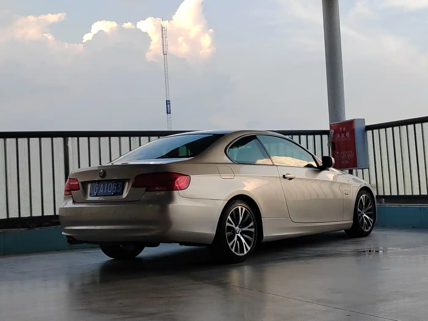 BMW 3 Series (Import) 2013 2011 320i Coupe